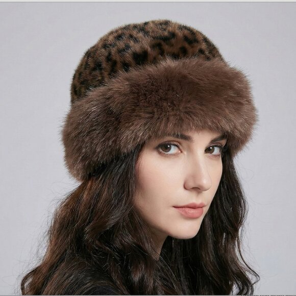 Faux Fur Winter Bucket Hat Leopard - Picture 2 of 6